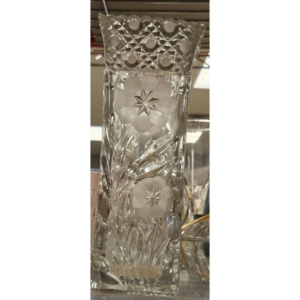 Vintage‎ Vase Crystal Cut Glass Etched Flower & Starburst Rectangular 10 Inches